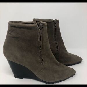 #300 HALSTON SUEDE WEDGE ANKLE BOOTIE